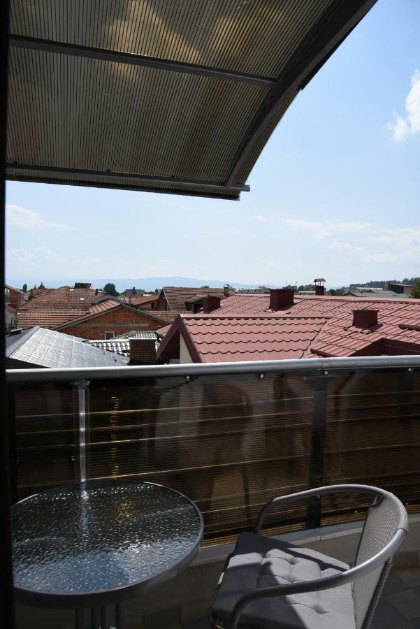 Mihail'S Apartments In Ohrid - 1 Екстер'єр фото